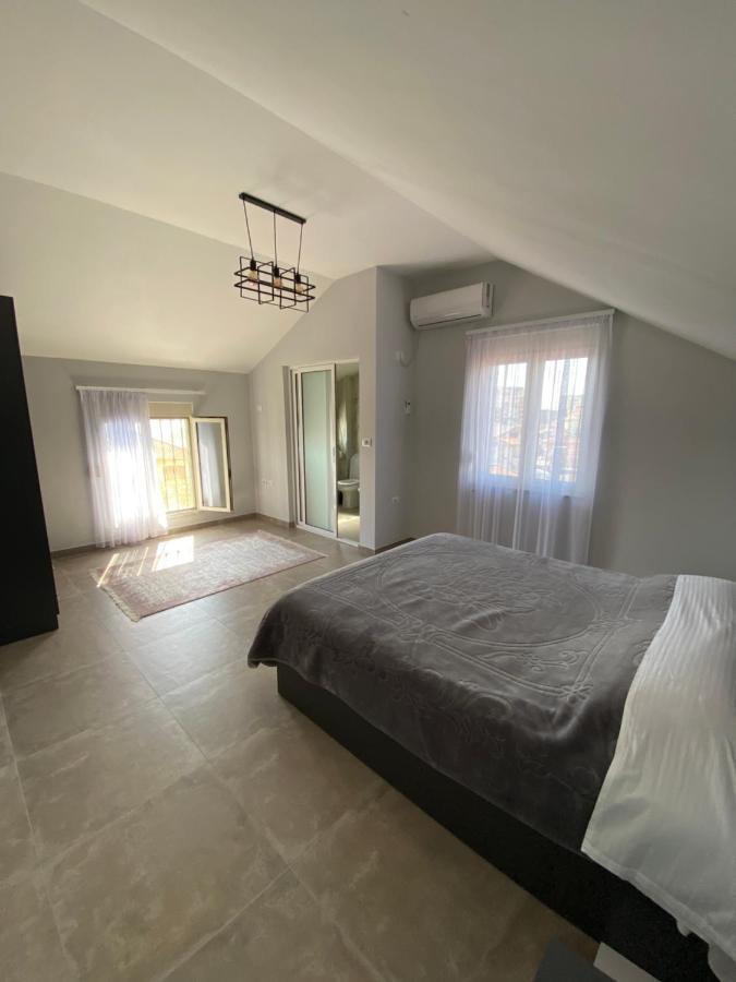 Eagle's Nest Apartment