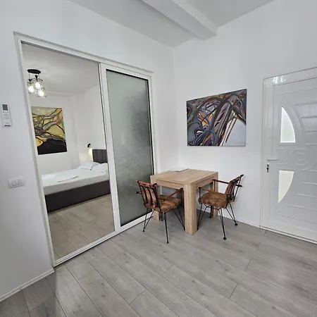 Apartamento Eagle'S Nest Shkodër Exterior foto