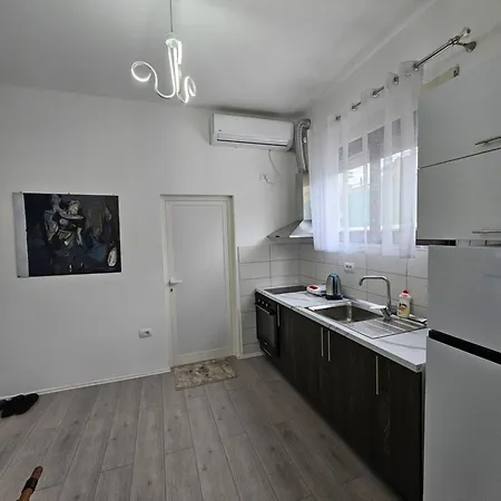 Apartamento Eagle'S Nest Shkodër Exterior foto
